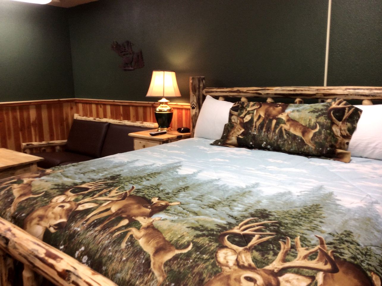 Bear Creek Resort Montana, Cabins 26049, Thompson Falls, United States