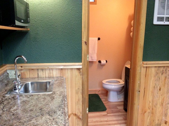 Bear Creek Resort Montana, Nature Lodges 26050, Thompson Falls, United