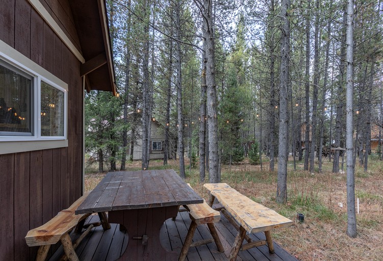 Log Cabins (United States of America, --, Idaho)