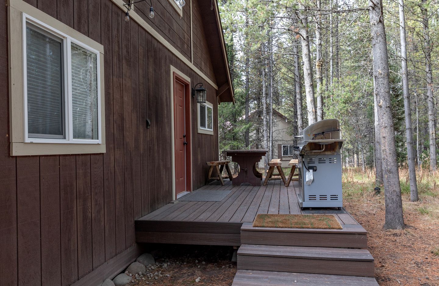Tranquil Cabin with Amazing Views from the Incredible Deck, the Perfect Base for your Island Park Adventures in Idaho