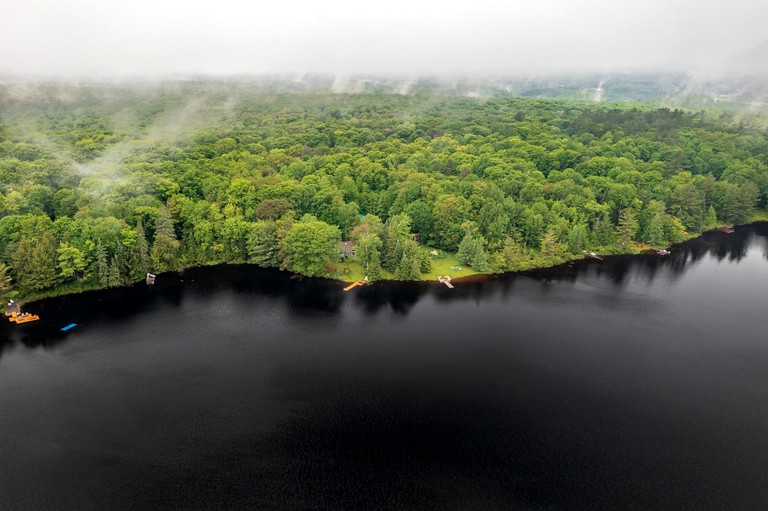 Cottages (Canada, Huntsville, Ontario)