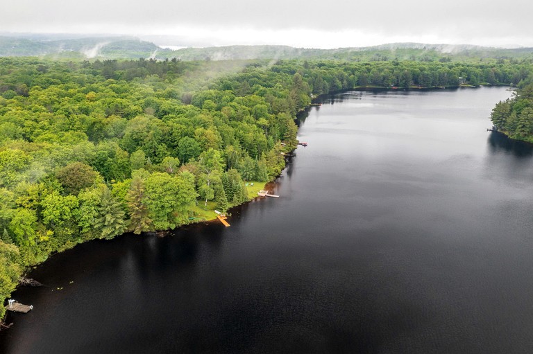 Cottages (Canada, Huntsville, Ontario)