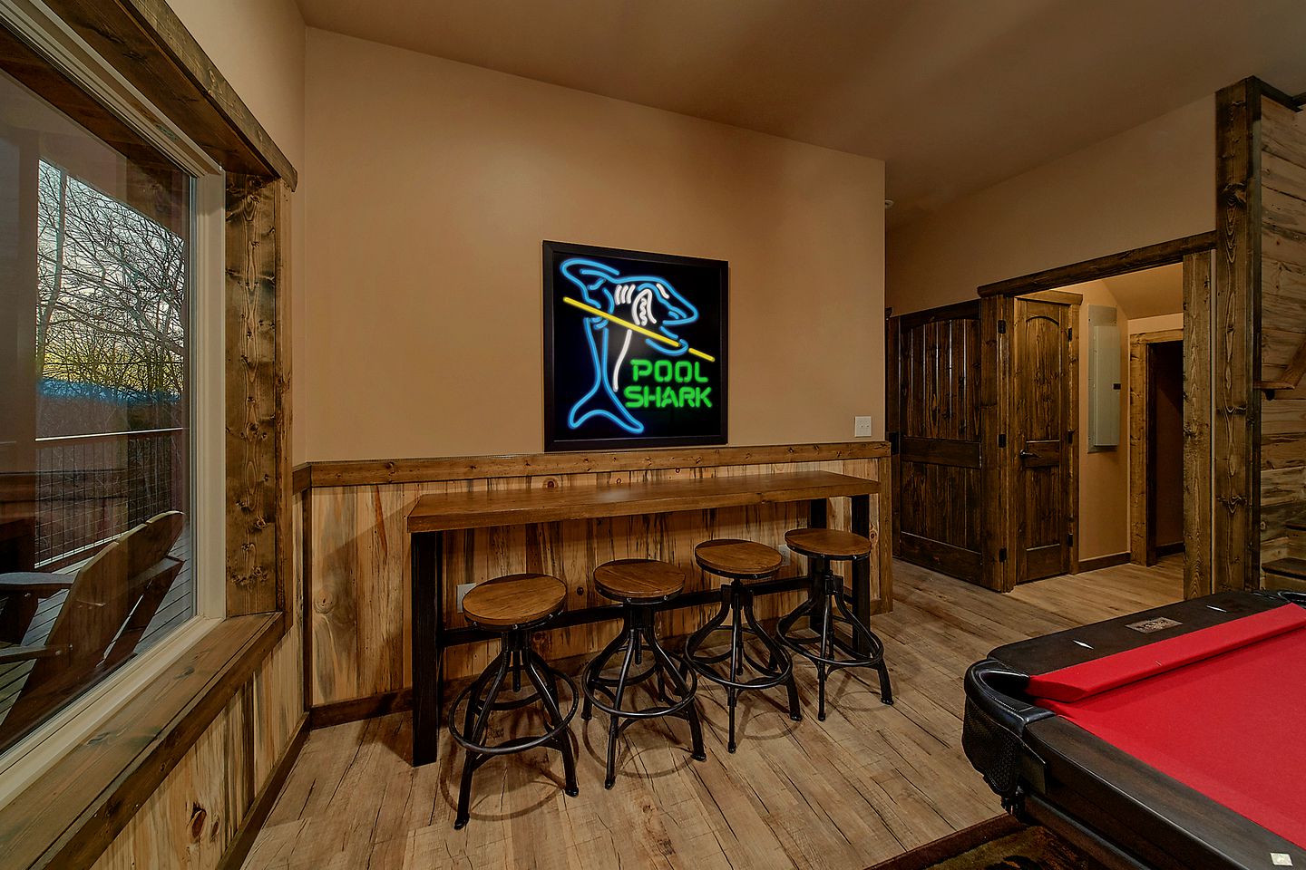 Incredible Cabin with Fire Pit and Games in Zion Grove, Tennessee