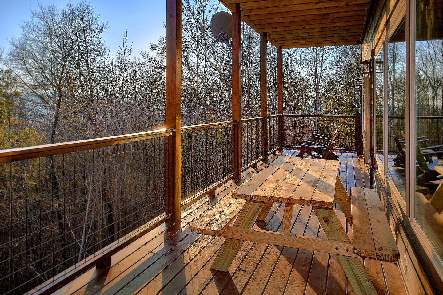 Incredible Cabin with Fire Pit and Games in Zion Grove, Tennessee