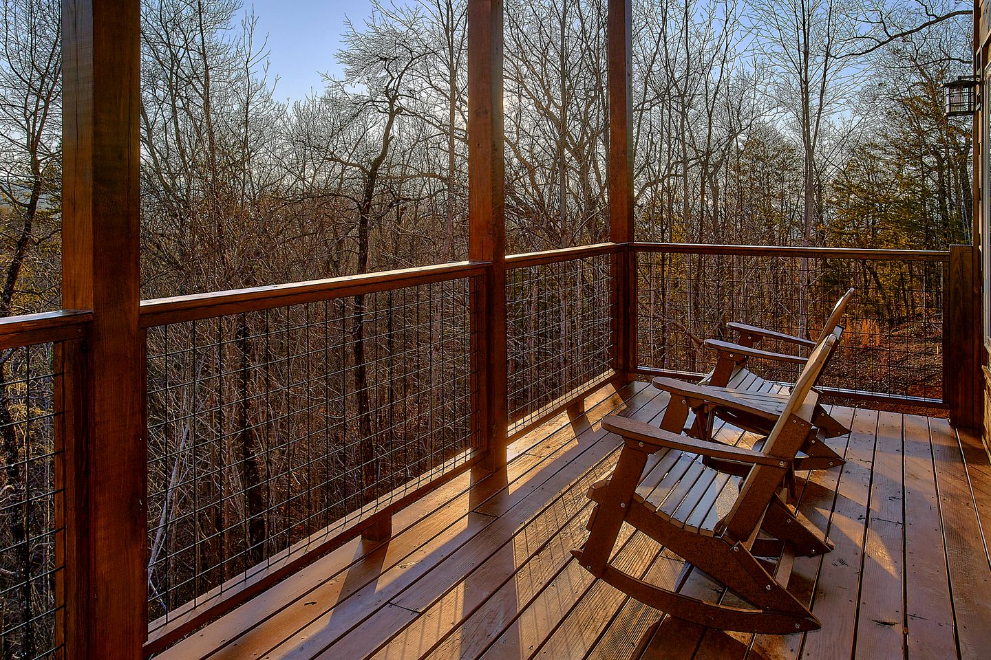 Incredible Cabin with Fire Pit and Games in Zion Grove, Tennessee