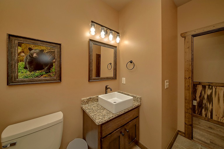 Cabins (United States of America, Zion Grove, Tennessee)