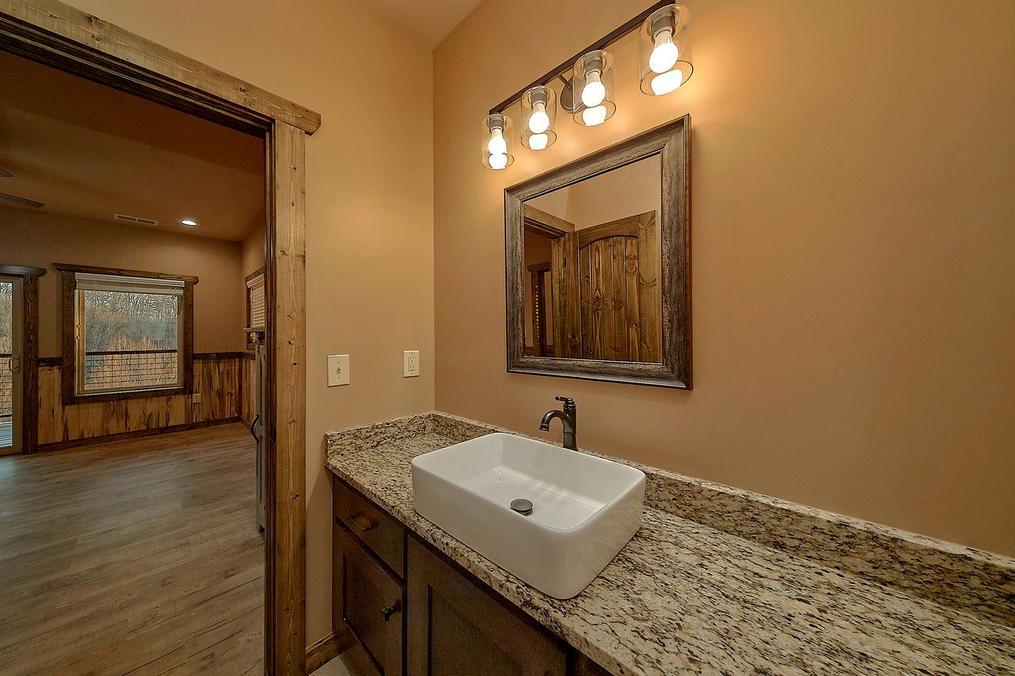 Incredible Cabin with Fire Pit and Games in Zion Grove, Tennessee