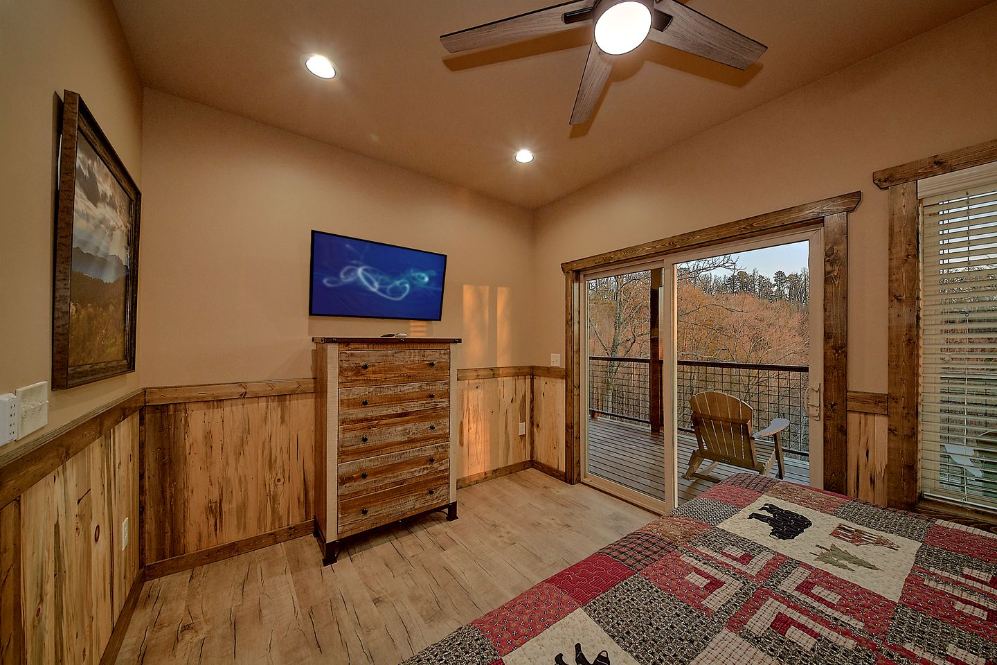 Incredible Cabin with Fire Pit and Games in Zion Grove, Tennessee