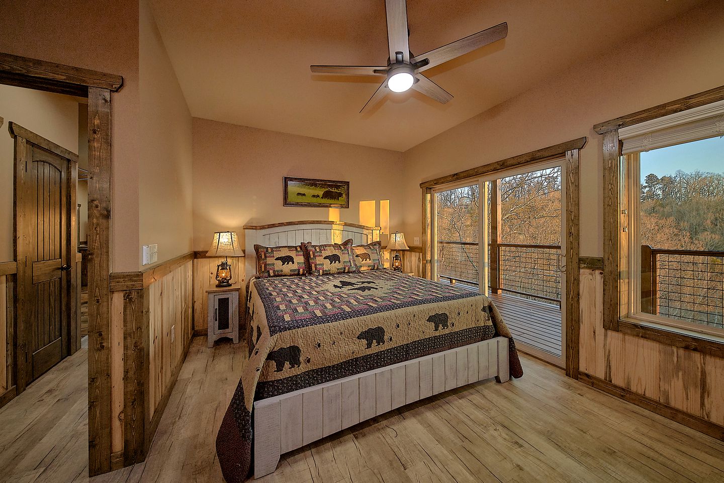 Incredible Cabin with Fire Pit and Games in Zion Grove, Tennessee