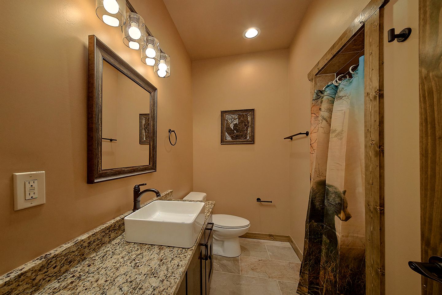 Incredible Cabin with Fire Pit and Games in Zion Grove, Tennessee