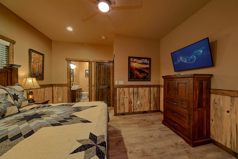 Cabins (United States of America, Zion Grove, Tennessee)