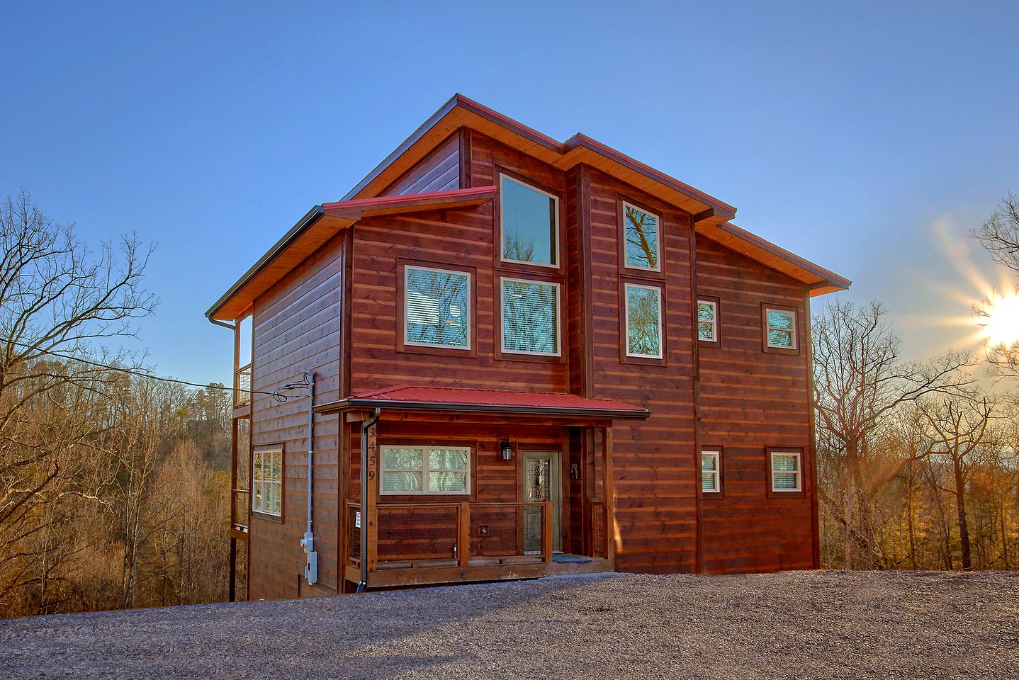 Incredible Cabin with Fire Pit and Games in Zion Grove, Tennessee