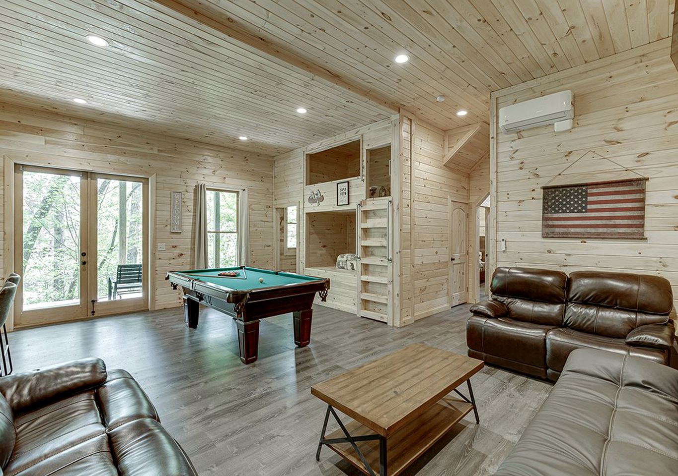 Glamping near Atlanta Georgia in this Luxury Cabin for Family Vacation