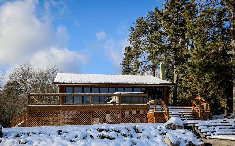 Cabins (Crane Lake, Minnesota, United States)