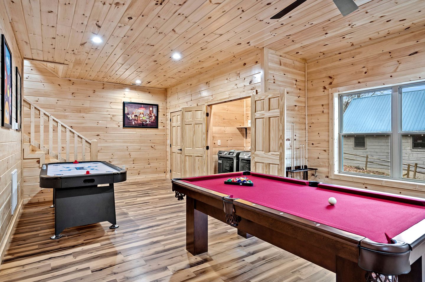 Movie Magic and Mountain Views: Family Cabin in Sevierville with Deck Hot Tub
