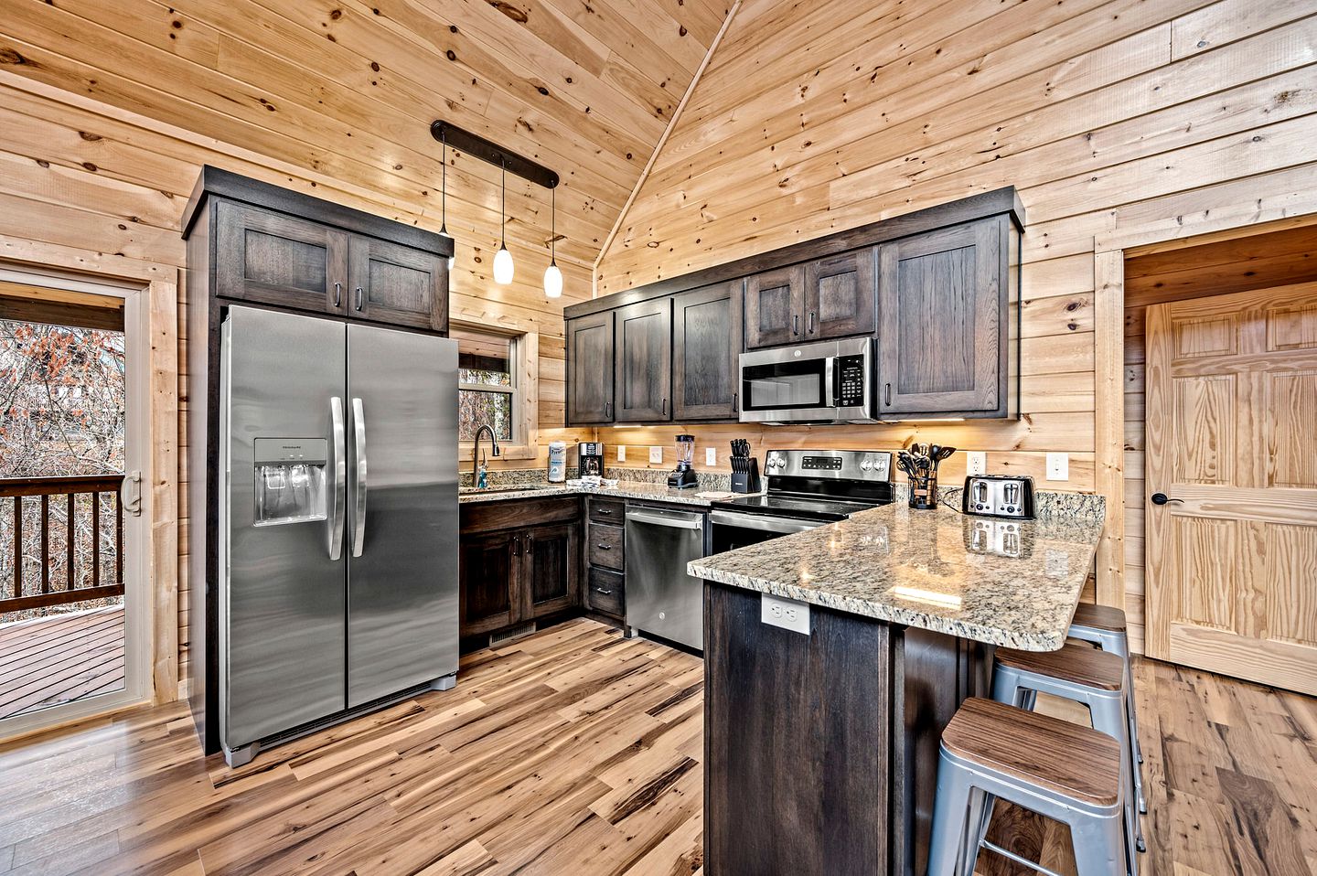 Movie Magic and Mountain Views: Family Cabin in Sevierville with Deck Hot Tub