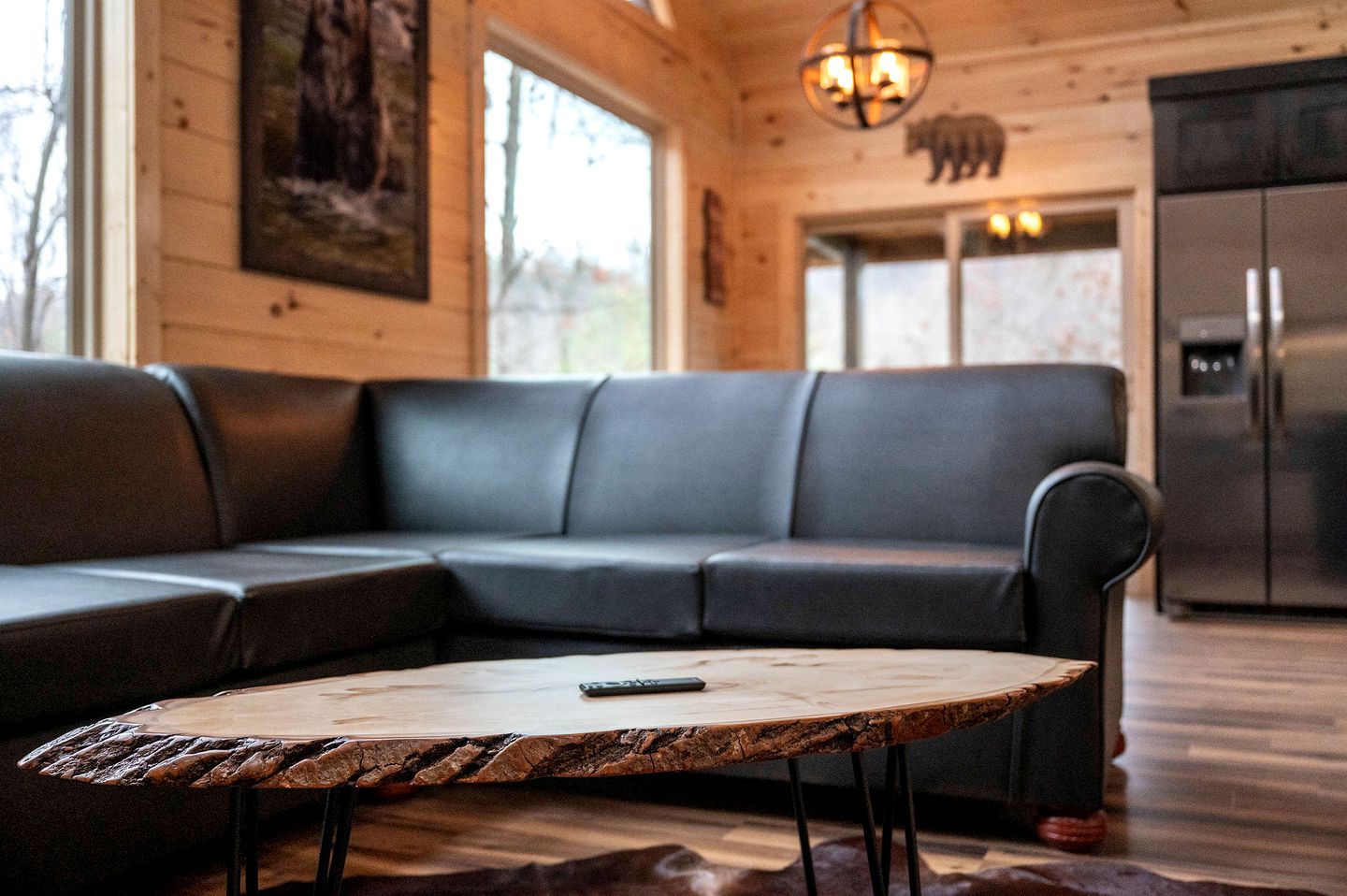 Mountain Fun in Gatlinburg: Cabin with Movie Theater and Game Room for an Unforgettable Time
