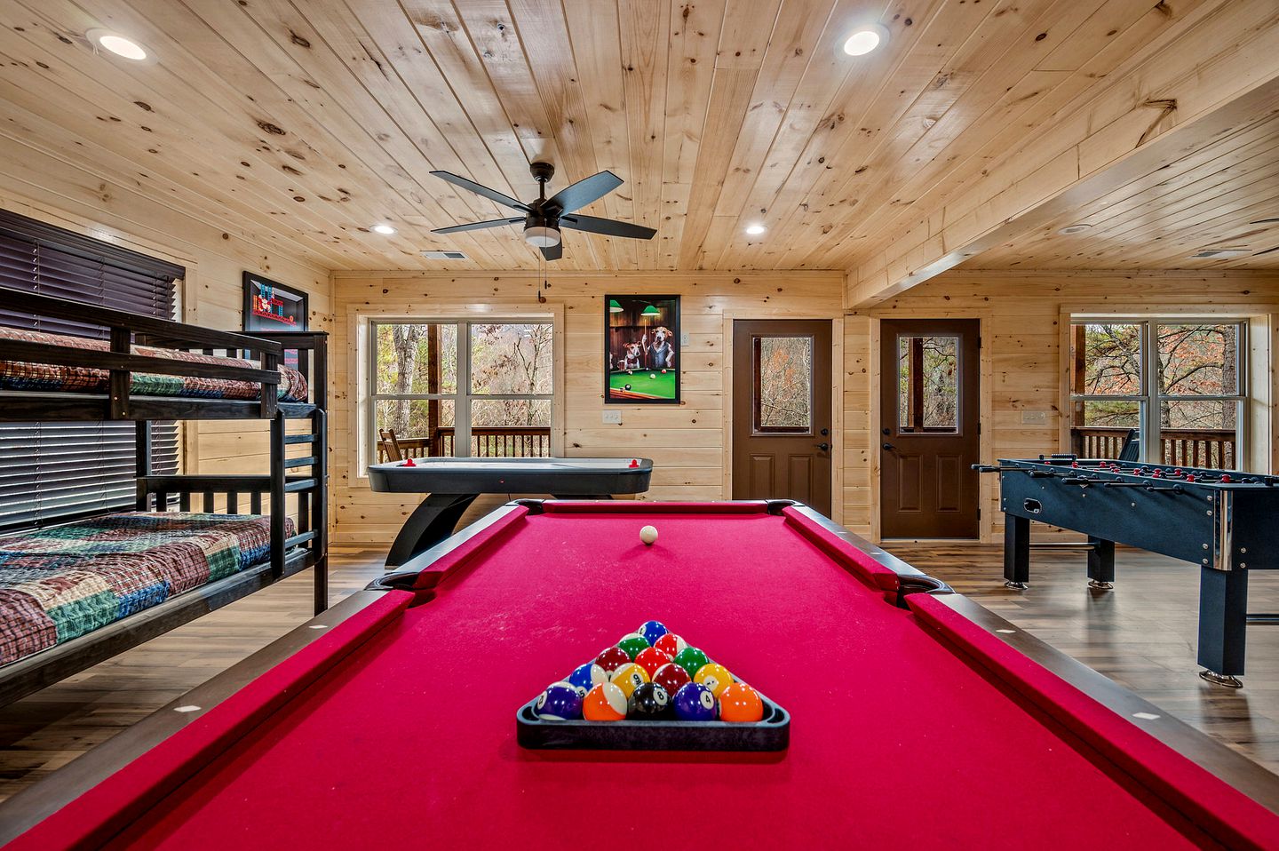 Mountain Fun in Gatlinburg: Cabin with Movie Theater and Game Room for an Unforgettable Time