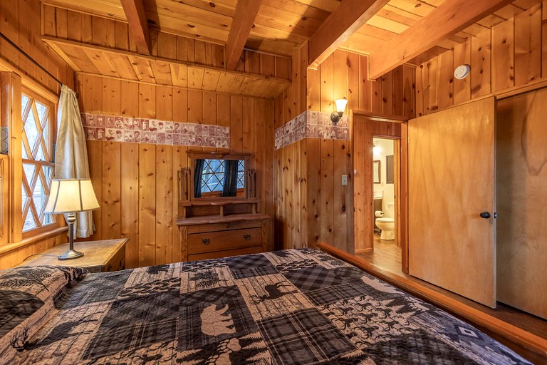 Cabins (United States of America, Big Bear Lake, California)