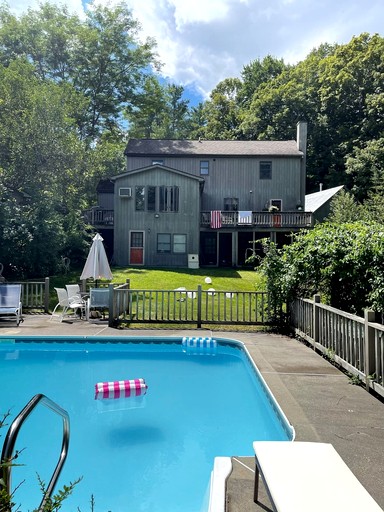 Cottages (United States of America, Sunderland, Vermont)