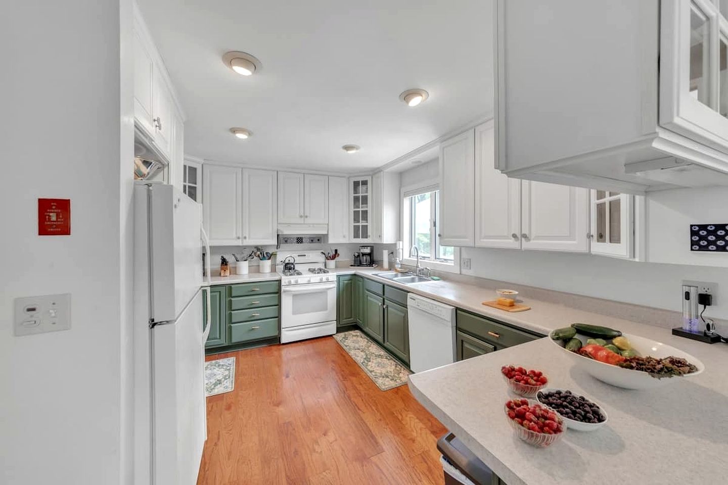 Awesome Cottage with Fireplace and Swimming Pool in Sunderland, Vermont