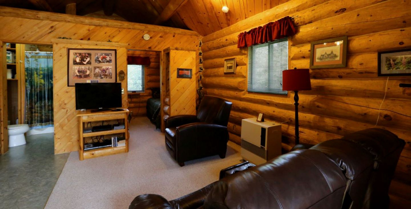 Warm and Cozy Cabin Rental for a Wilderness Escape in Anchor Point, Alaska