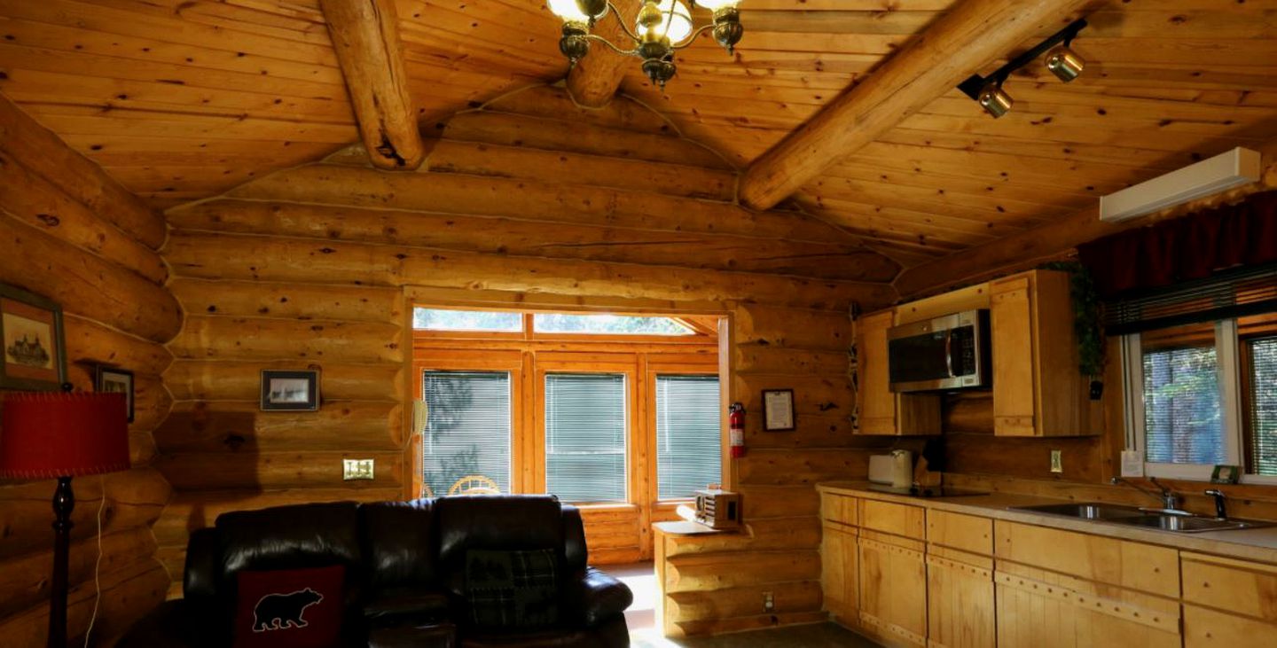 Warm and Cozy Cabin Rental for a Wilderness Escape in Anchor Point, Alaska