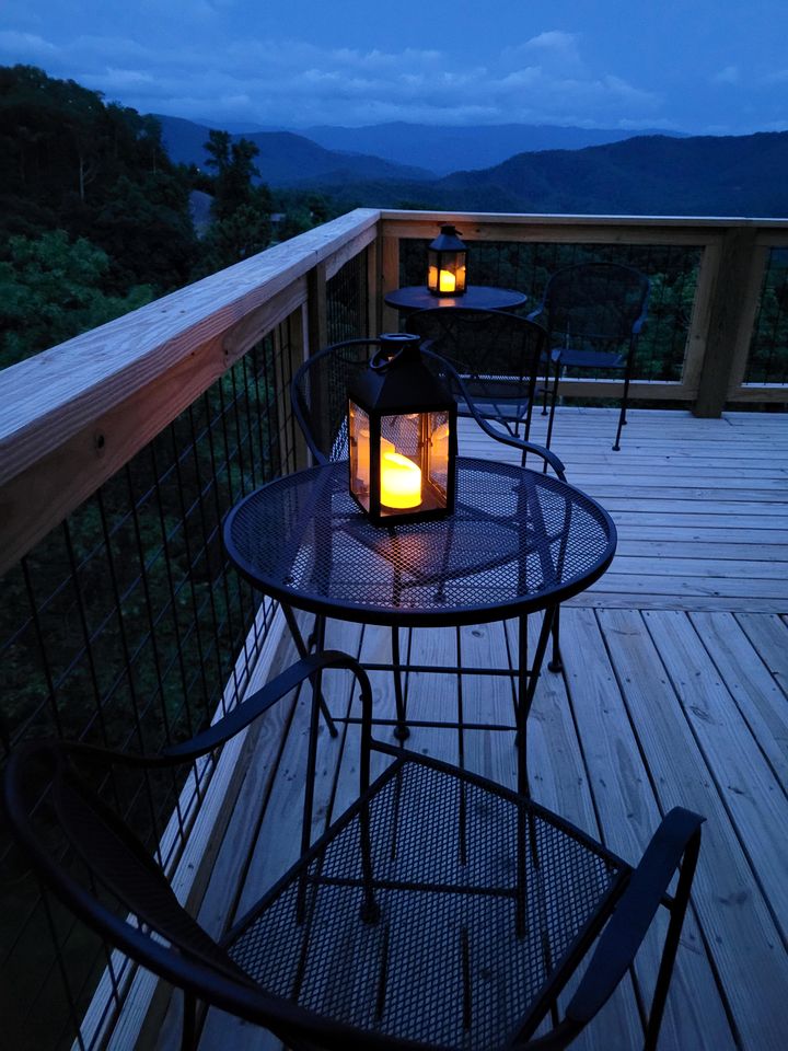 Mountain Cabin with Spa and Breathtaking Views in Sevierville, Tennessee