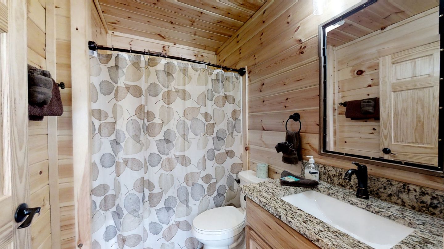 Mountain Cabin with Spa and Breathtaking Views in Sevierville, Tennessee