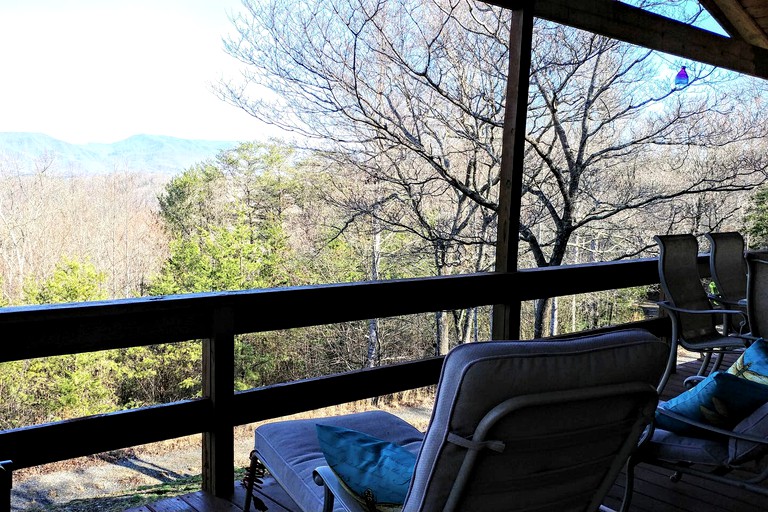 Cabins (Whittier, North Carolina, United States)