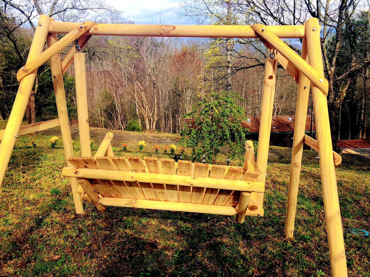 Charming Cabin with Views of the Great Smoky Mountains in Whittier, North Carolina