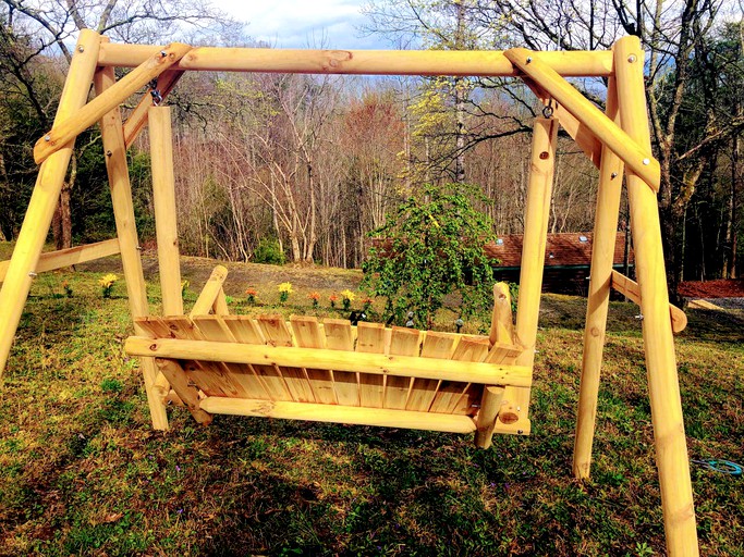 Cabins (Whittier, North Carolina, United States)