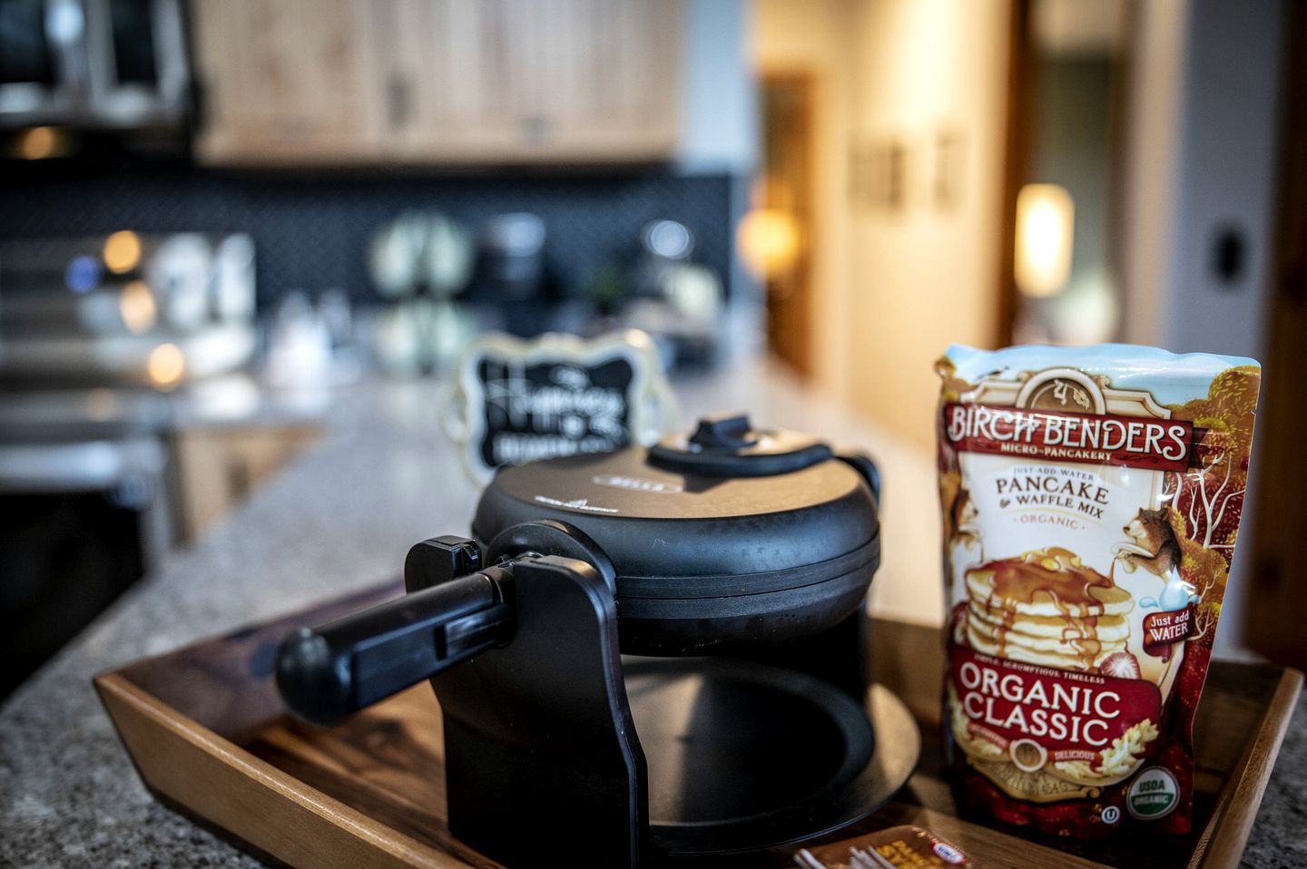 Luxurious Accessible Getaway Cabin with Hot Tub and Panoramic Views in the Smoky Mountains, Tennessee