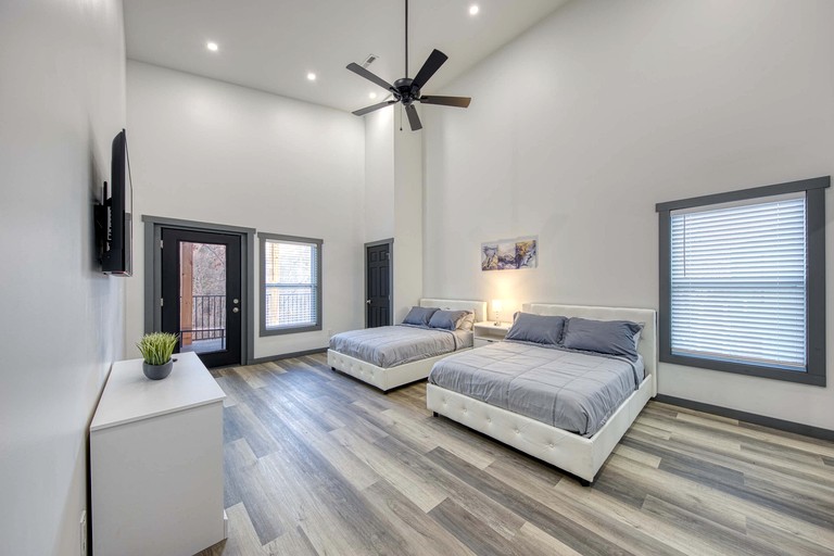 Cabins (United States of America, Gatlinburg, Tennessee)