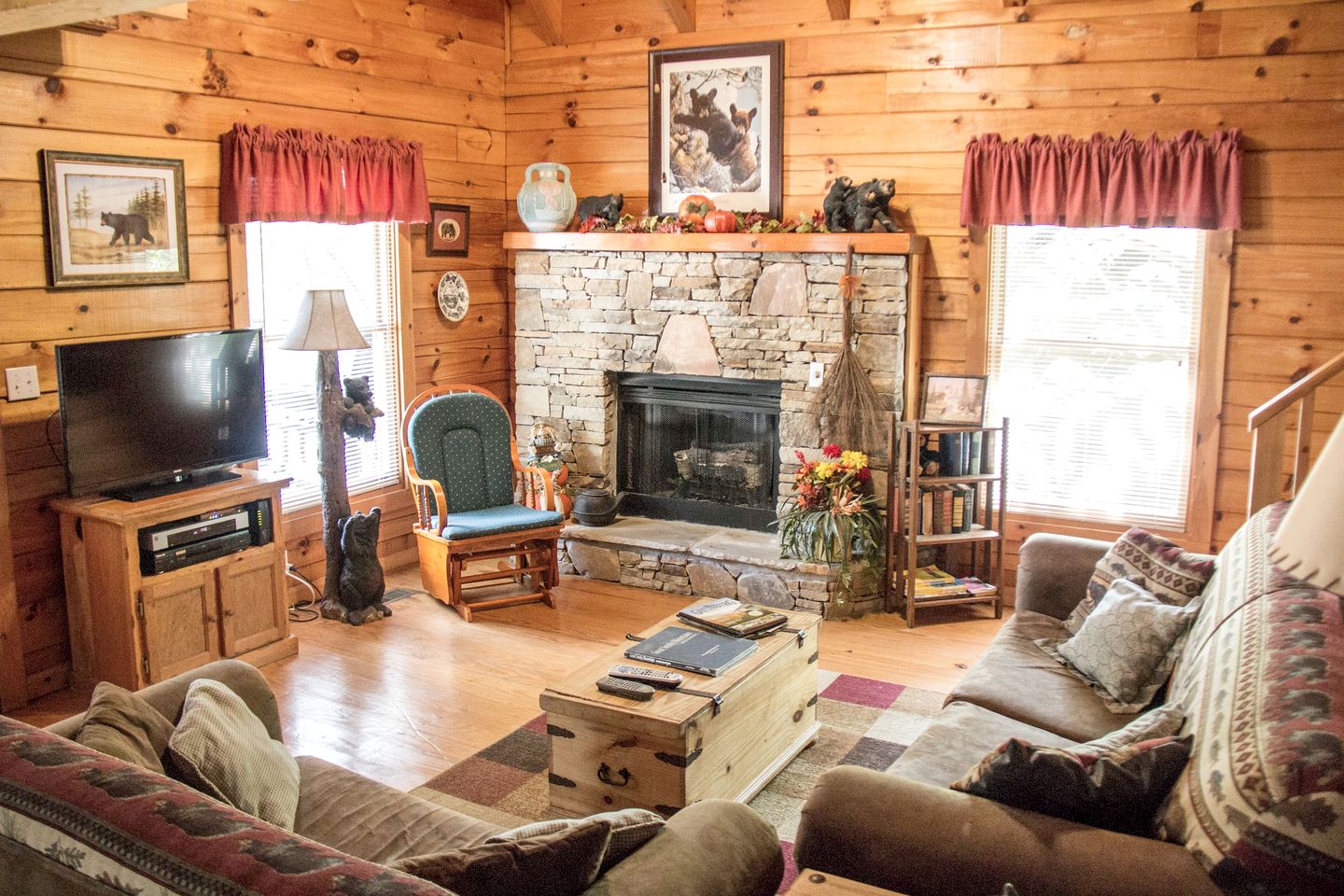 Romantic Escapes in Tennessee in this Lovely Cabin with Hot Tub in Gatlinburg