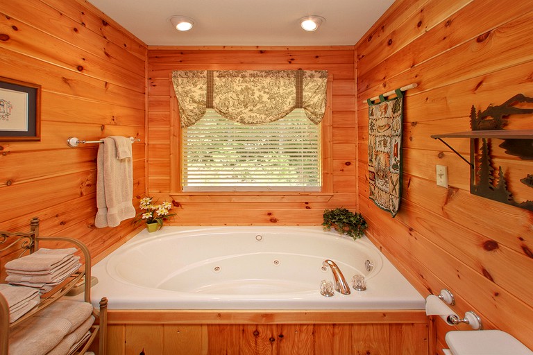 -- (United States, Gatlinburg, Tennessee)