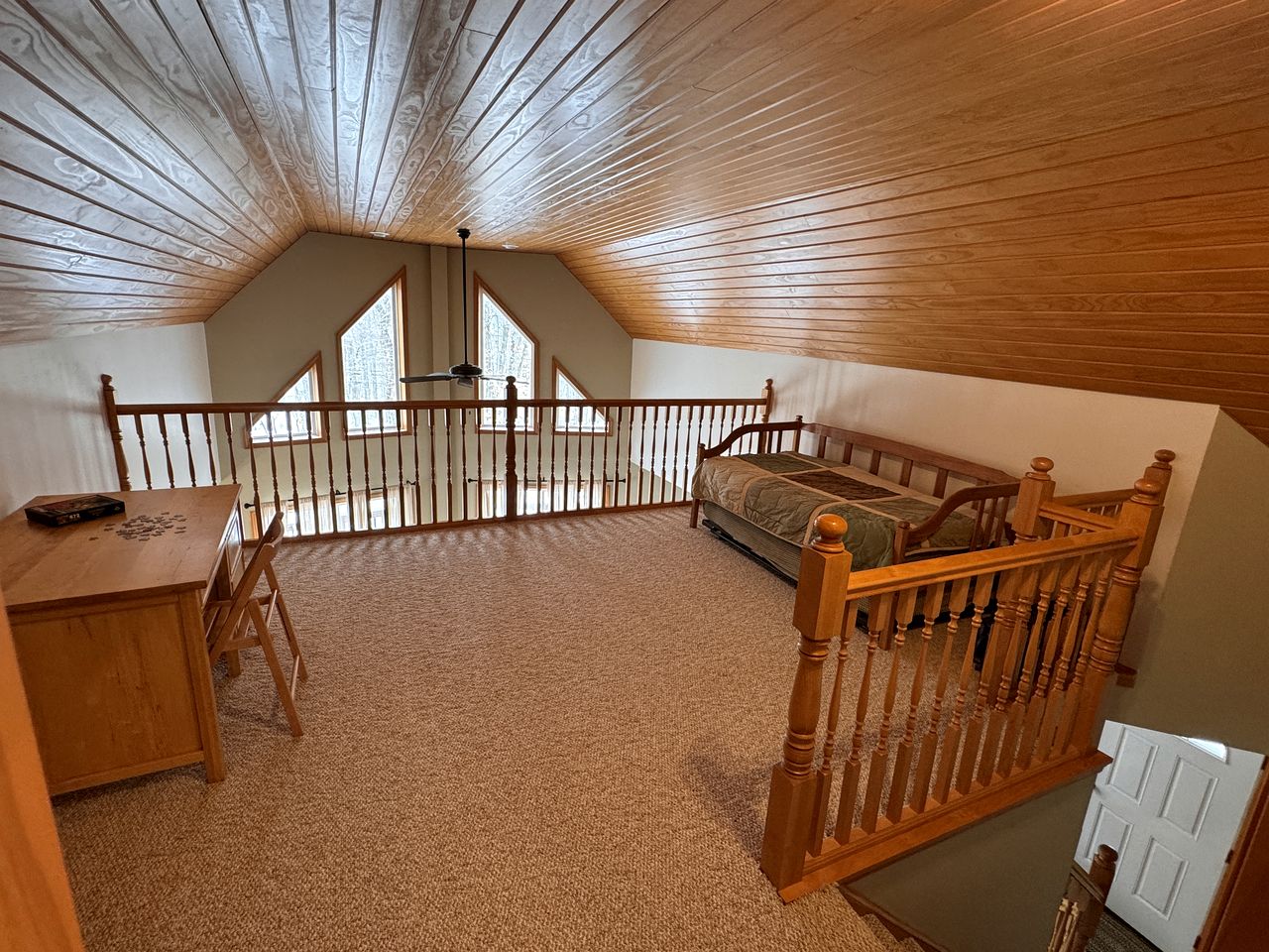 Cozy and Charming Cabin Nestled in the Hollywood Hills of Old Forge, Webb, NY