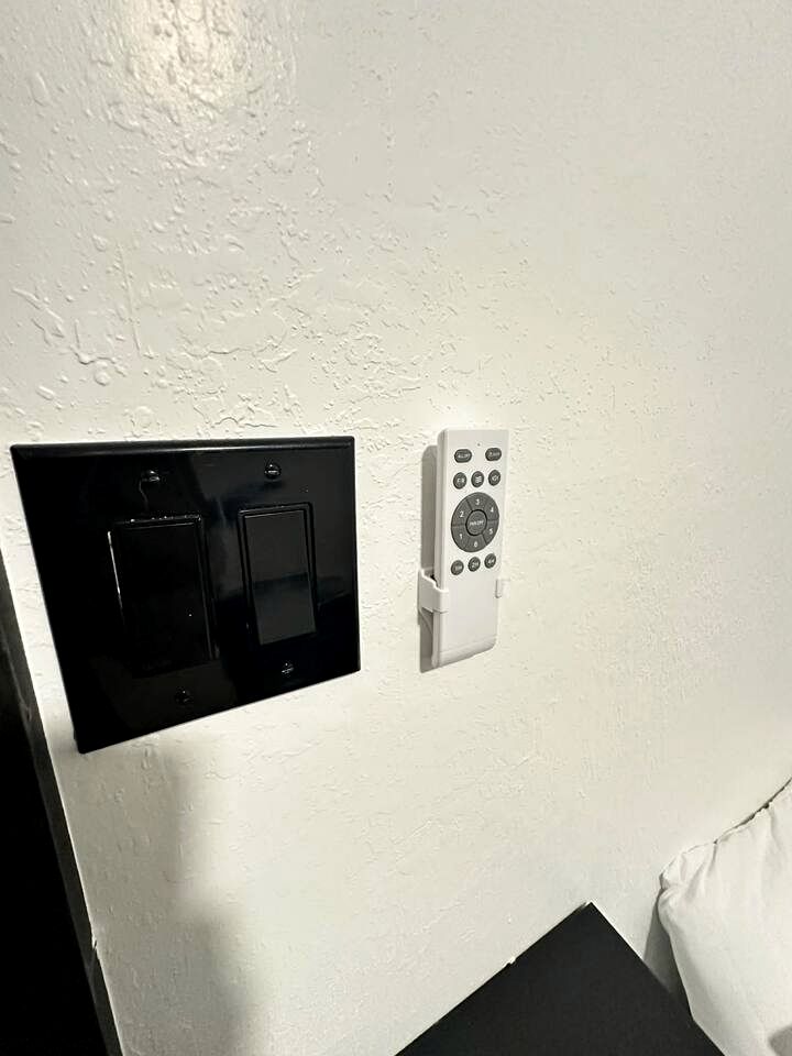 Charming Micro Cabin Stay with Dedicated Play Area and Quick Access to River in Houston, Alaska