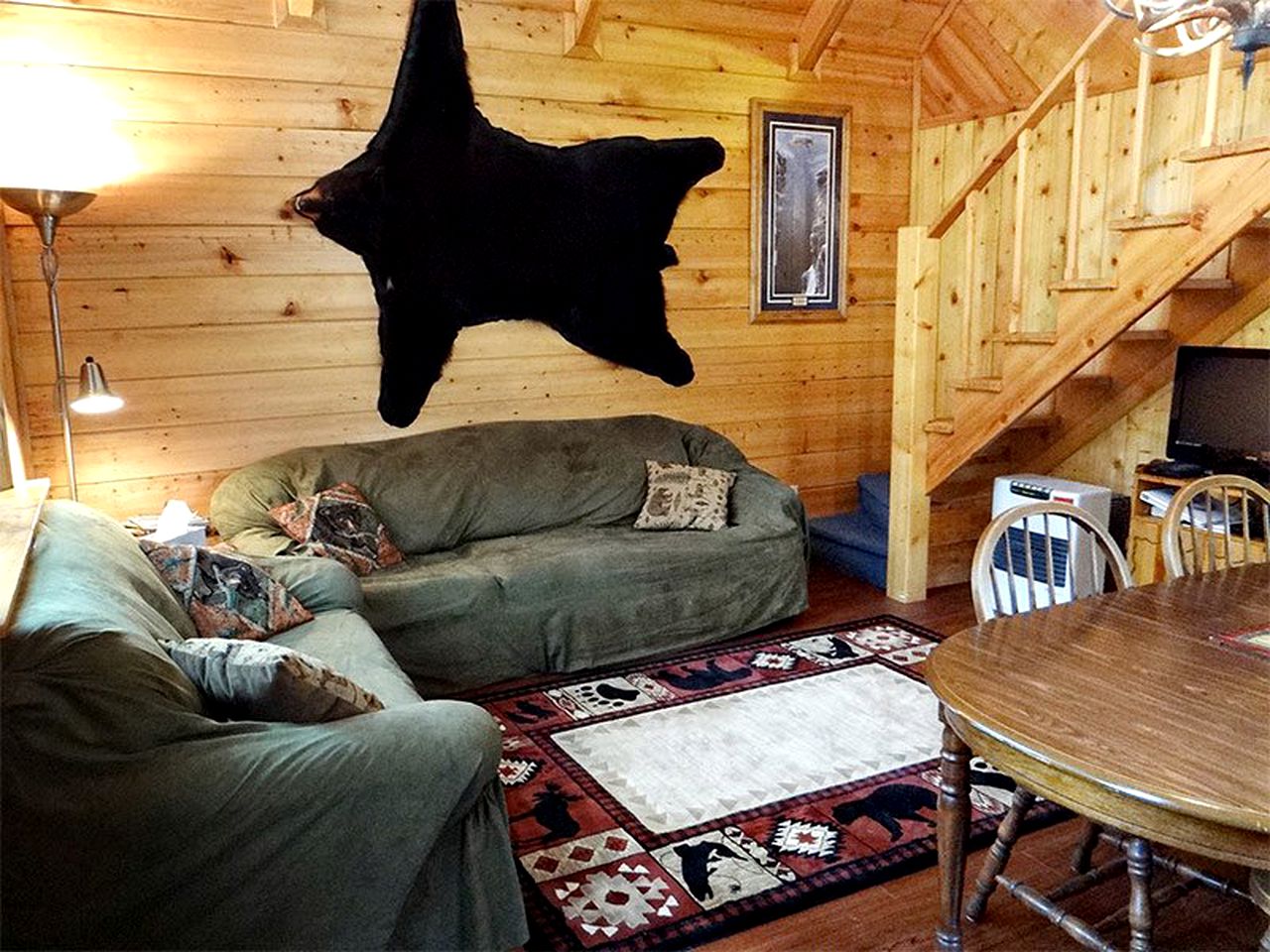 Wonderful Cabin Rental near the Prince William Sound in Cordova, Alaska