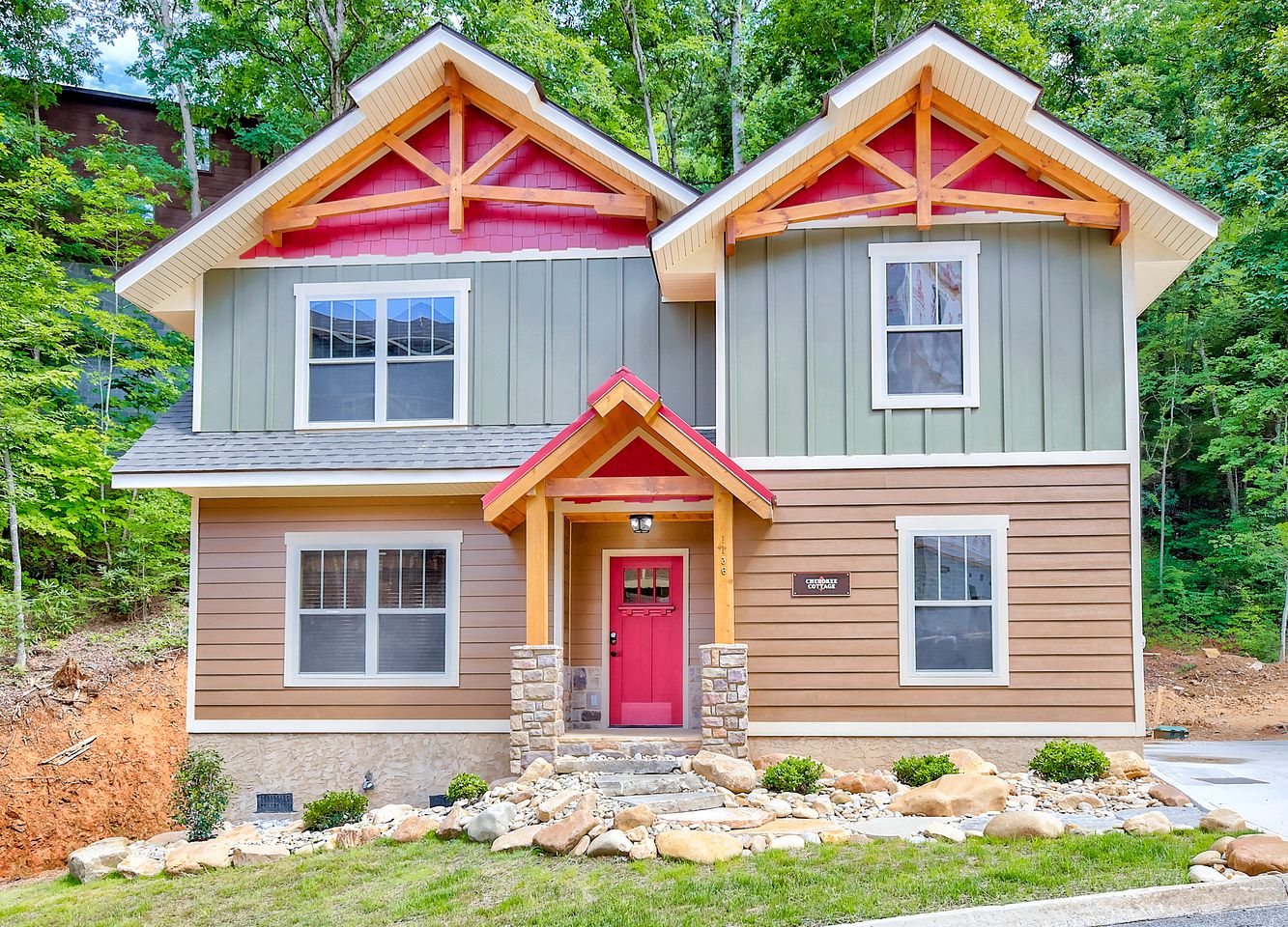 Mountain Magic - Glamping in the Great Smokies in this Lovely Cabin Rental in Gatlinburg