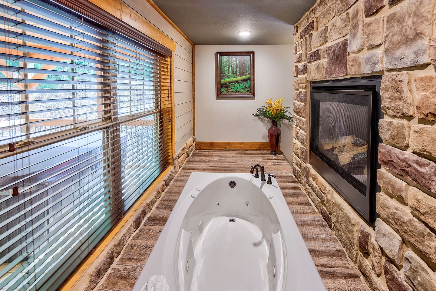 Mountain Magic - Glamping in the Great Smokies in this Lovely Cabin Rental in Gatlinburg