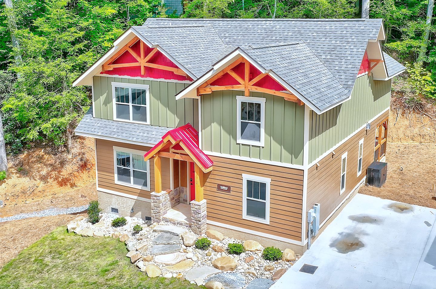 Mountain Magic - Glamping in the Great Smokies in this Lovely Cabin Rental in Gatlinburg