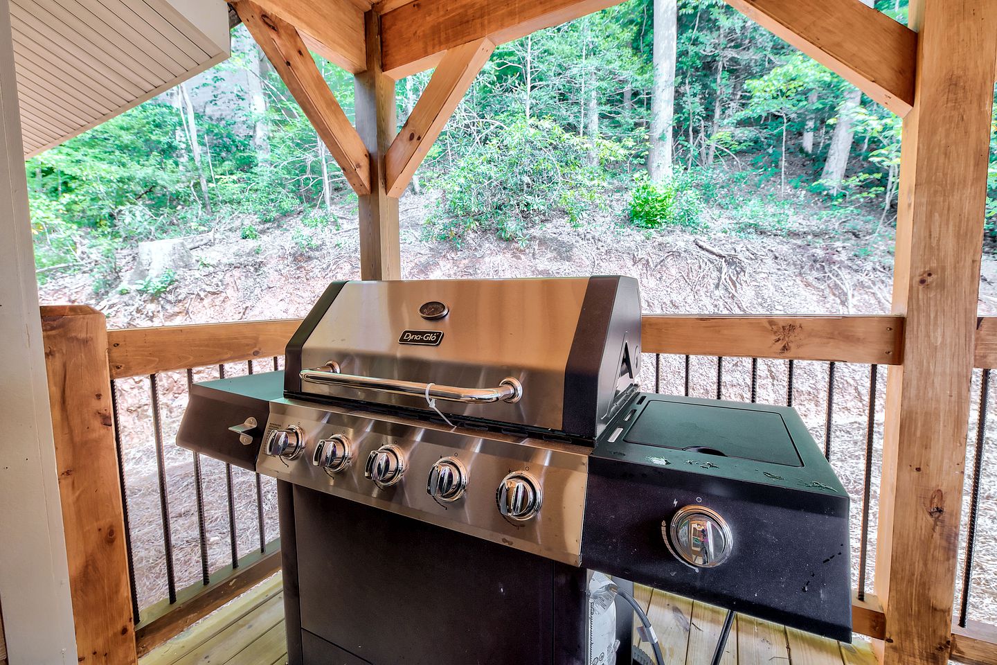 Mountain Magic - Glamping in the Great Smokies in this Lovely Cabin Rental in Gatlinburg