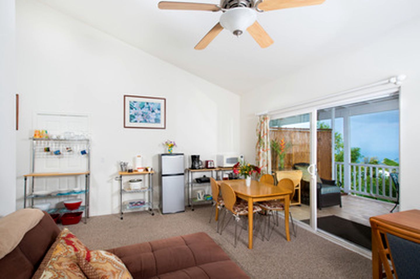 Tranquil Suite Rental with Covered Lanai on the Kona Coast, Hawaii