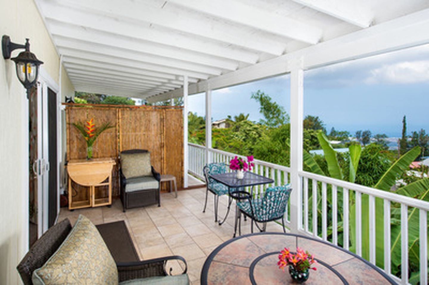 Tranquil Suite Rental with Covered Lanai on the Kona Coast, Hawaii