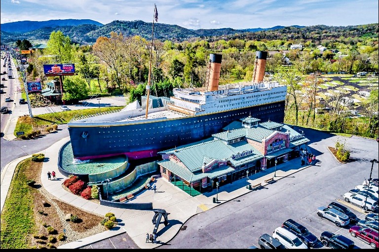 Cabins (United States of America, Gatlinburg, Tennessee)