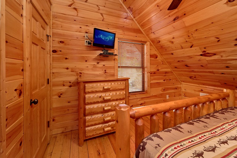 Cabins (United States, Gatlinburg, Tennessee)