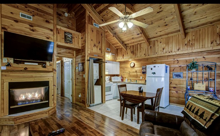 Cabins (United States of America, Gatlinburg, Tennessee)