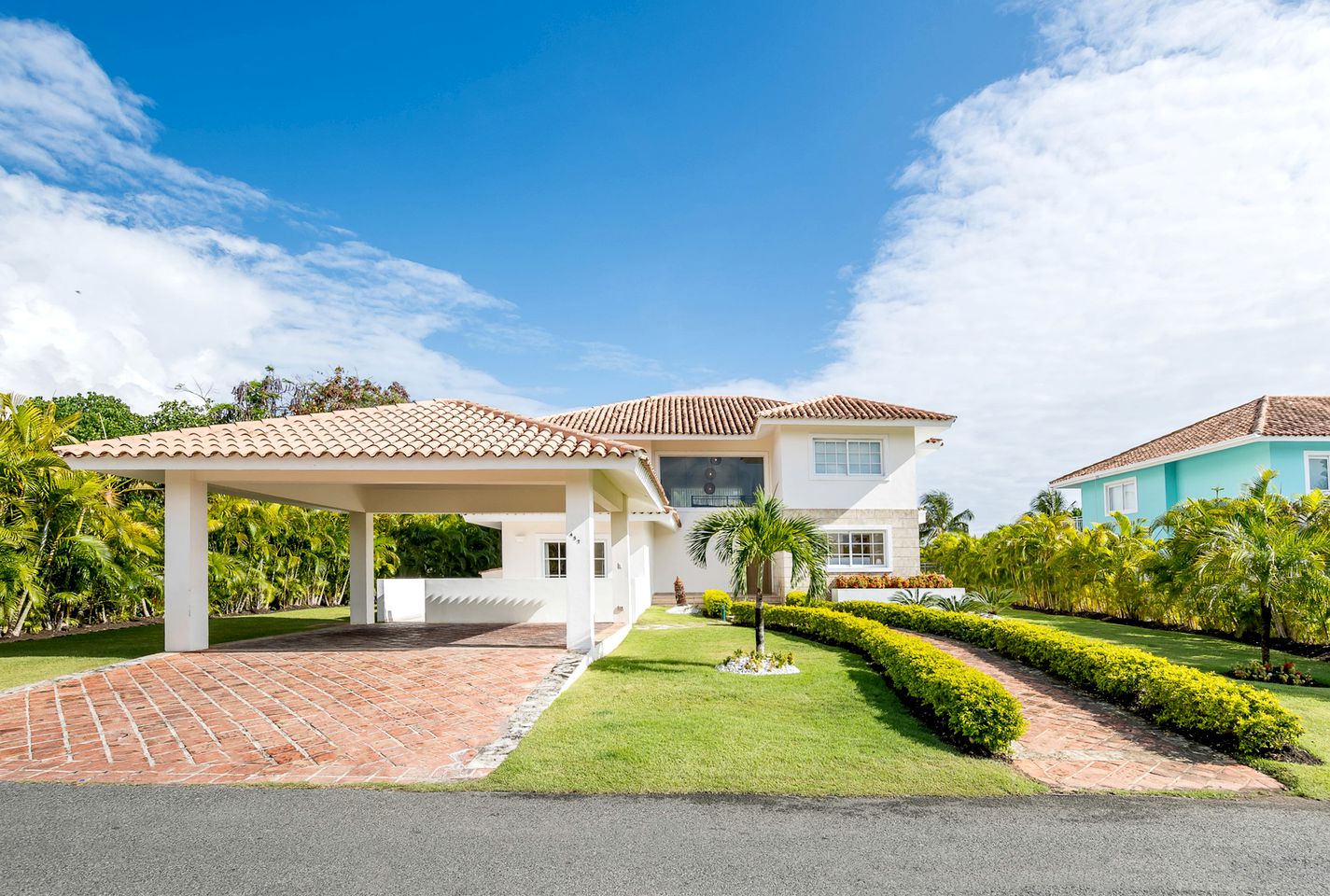 Beautiful Villa, Close to Bávaro Beach