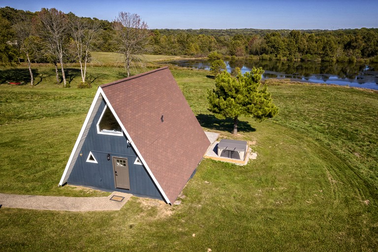 Beautiful A-frame with Hot-tub in Makanda, Illinois